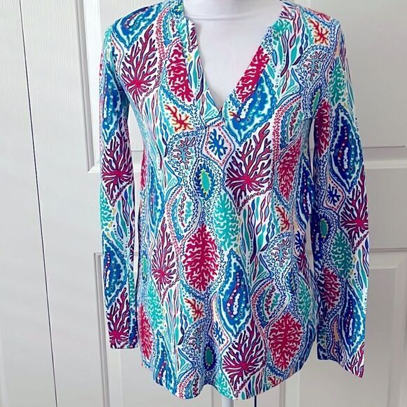Lilly Pulitzer Tops - Lilly Pulitzer Odette Tunic Multi Let Minnow Split V Neck NWOT Cotton Blend